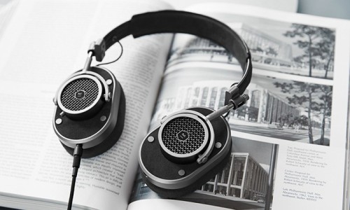 黑白强势来袭，Master & Dynamic 推出全新配色 MW60 耳机